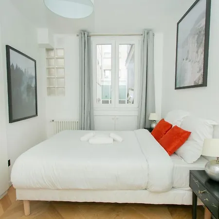 Bnbnook - 2br - Walk To Champs-elysees Apartment Paris