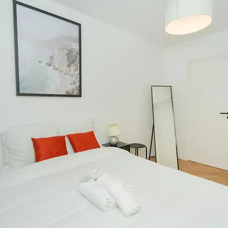 Bnbnook - 2br - Walk To Champs-elysees
