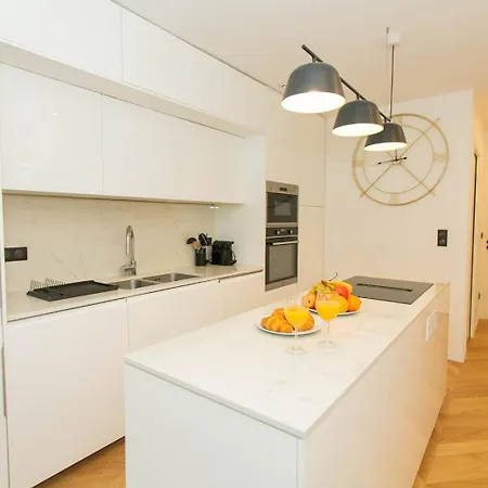 Bnbnook - 2br - Walk To Champs-elysees Apartamento *